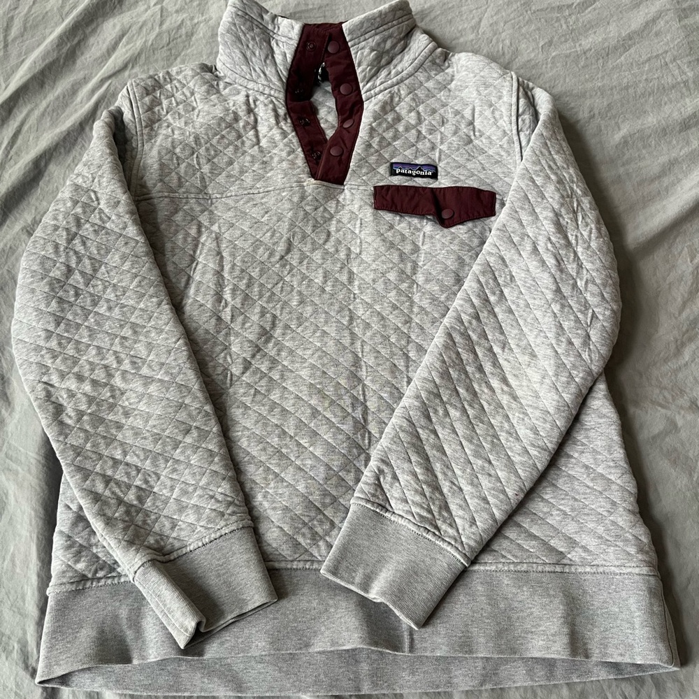 Patagonia Gray Quilted Jacket Men’s small